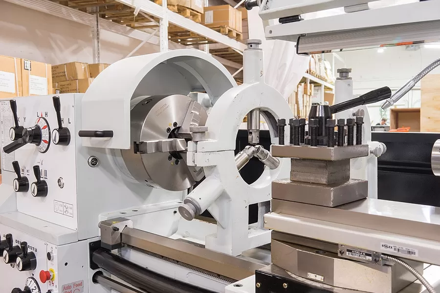 Станок токарно-винторезный STALEX C6251/1000