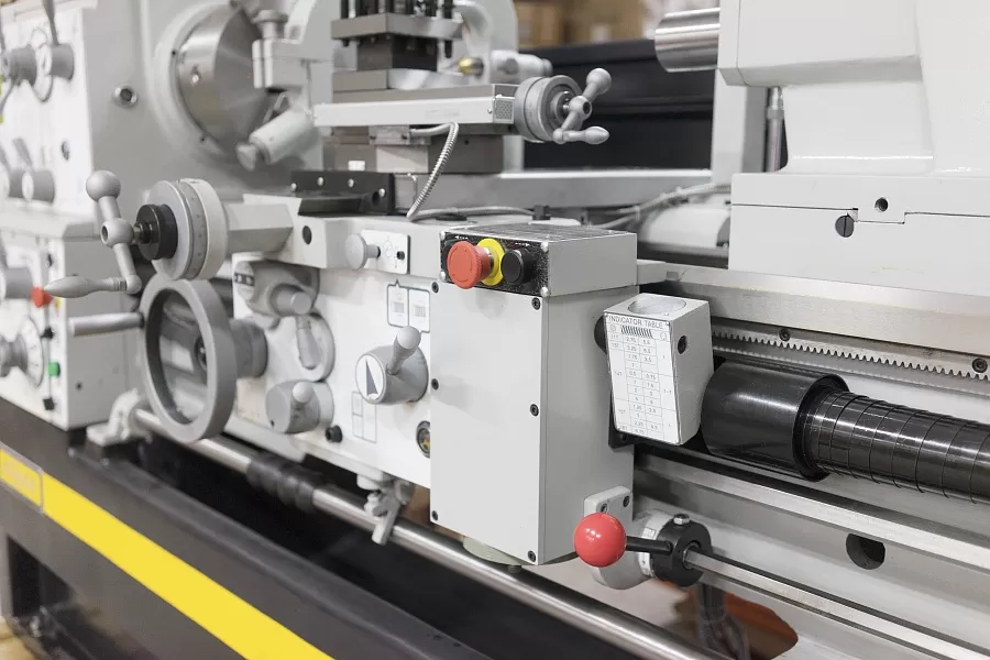 Станок токарно-винторезный STALEX C6246E/1000