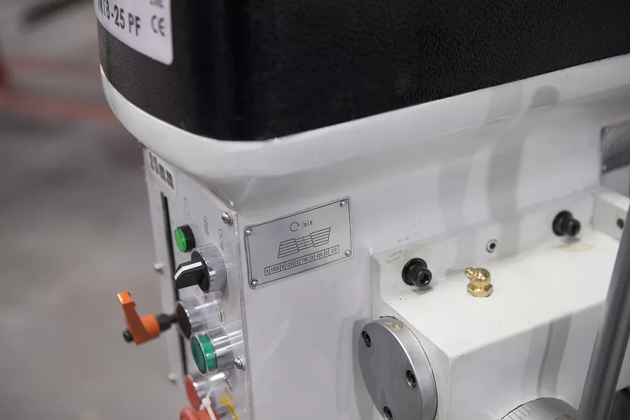 Сверлильно-резьбонарезной станок STALEX MTB-25PF