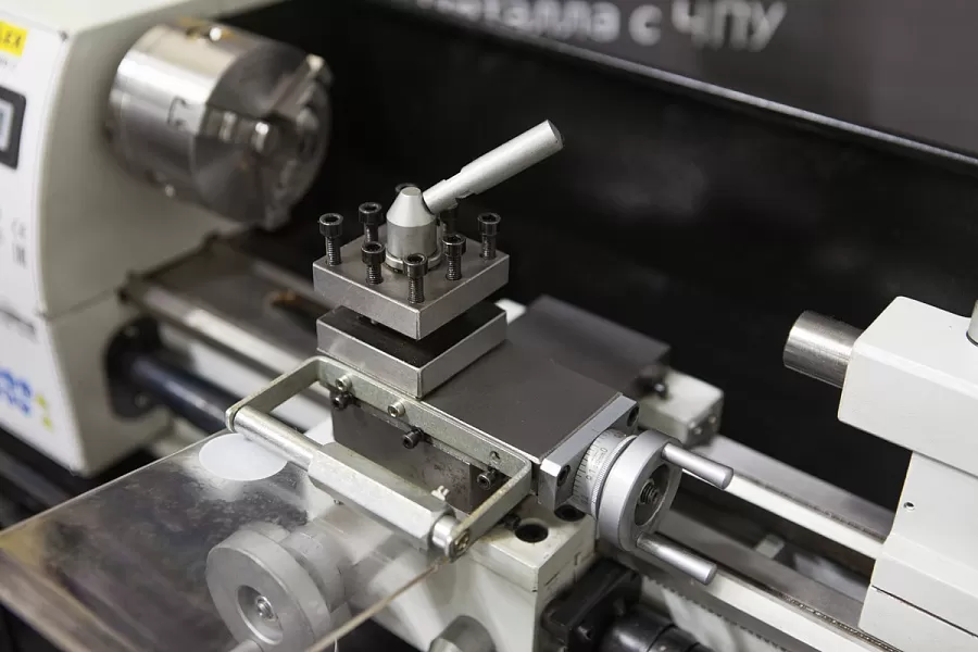 Станок настольный токарный Stalex D210x400C