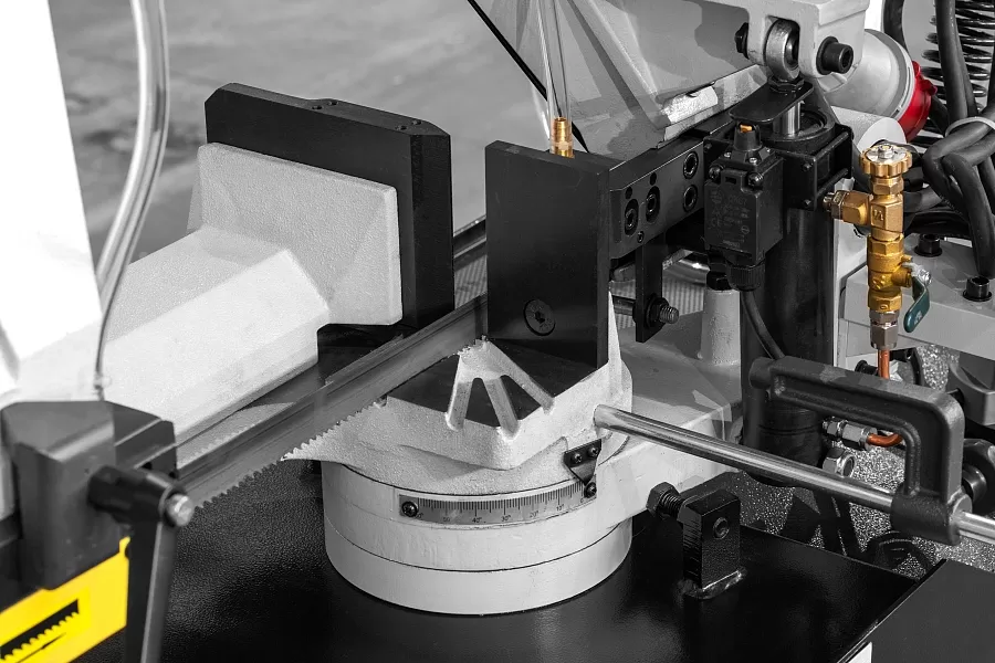 Станок ленточнопильный Stalex BSM-225GV