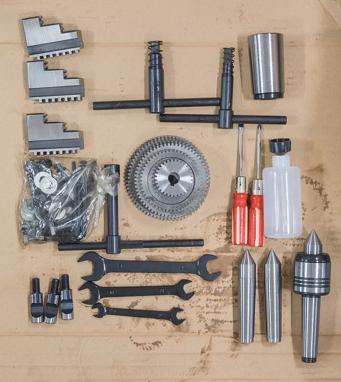 Станок токарный STALEX D320x880G Vario